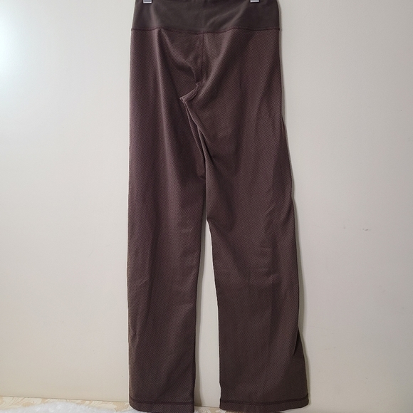 Lululemon Recognition chevron mid rise flare pants, waist Sz 13" - Picture 2 of 7